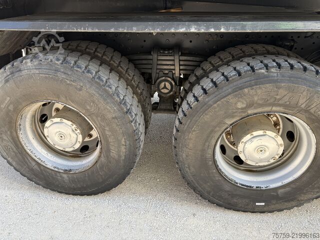 Autocarro ribaltabile Mercedes-Benz Actros 4146K Kipper 8x4 40T Euro3