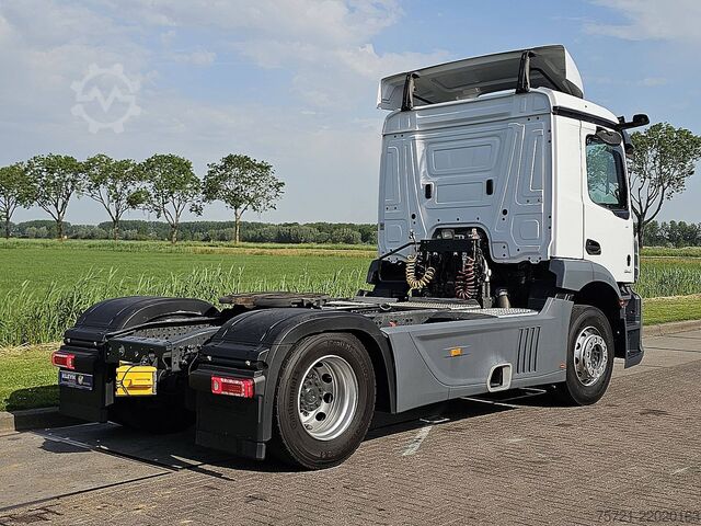 SZM มาตรฐาน MERCEDES-BENZ ACTROS 1840 SHORTCAB XENON SKIRT