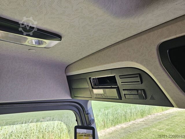 SZM มาตรฐาน MERCEDES-BENZ ACTROS 1840 SHORTCAB XENON SKIRT