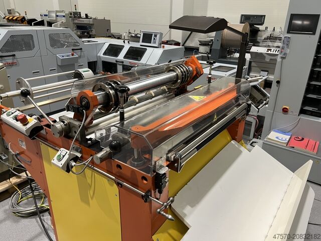 машина для різання паперу Robust 800 Roll-to-Sheet Slitter