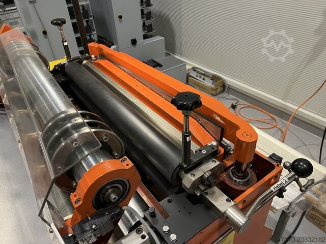 Máquina cortadora de papel Robust 800 Roll-to-Sheet Slitter