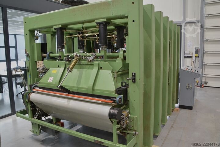 Prensa passante com pressão lateral Kallesoe PRASA DO KLEJENIA  LV 351