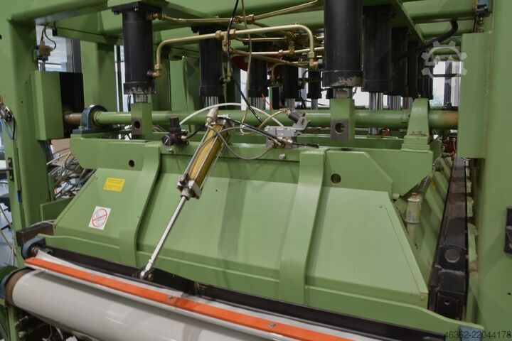 Prensa passante com pressão lateral Kallesoe PRASA DO KLEJENIA  LV 351
