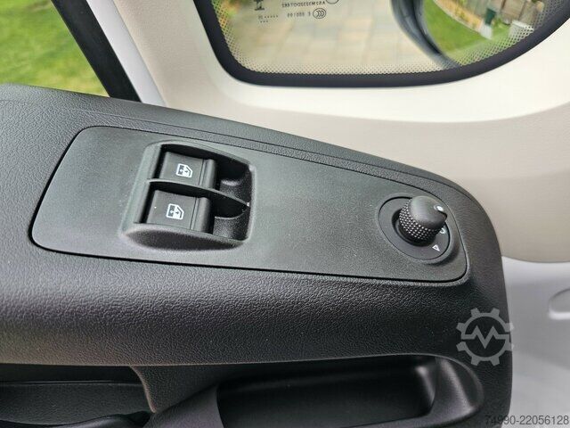 Furgone Fiat Ducato 140 DOKA Pritsche 2,9 M. AHK Klima DAB