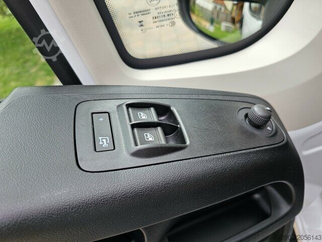 Kombijevsko vozilo Fiat Ducato 35 140 L2H1 TFT Kamera PDC 2x Airbag