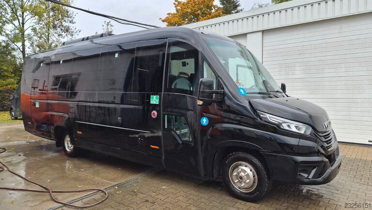 मिनिबस IVECO 2x Daily 70 Lagerfahrzeug Ferqui Sunrise 2,5 m B
