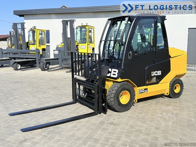 Ngarkues teleskopik JCB TLT30D TELESCOPIC MAST DIESEL CABIN