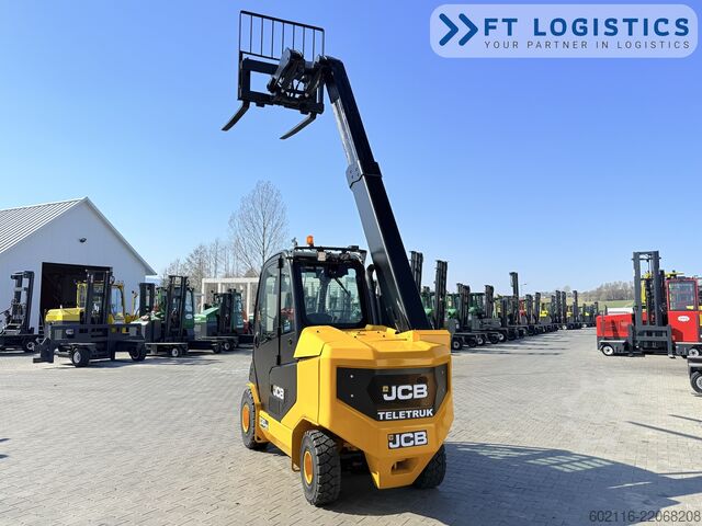 Ngarkues teleskopik JCB TLT30D TELESCOPIC MAST DIESEL CABIN