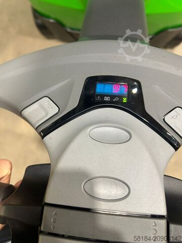 Rankinis keltuvas Cesab S216