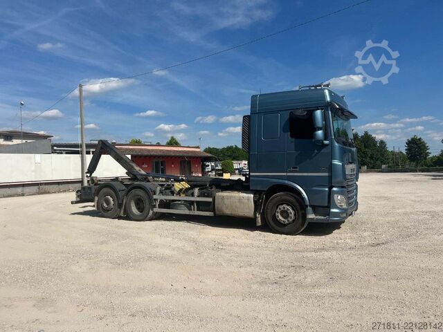 Autocamion cu cârlig pentru containere DAF DAF XF510 SCARRABILE USATO