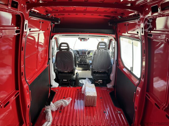 Sandučar Iveco 100% Sperre 4x4 DAILY 50C18H A8 V-H2 AX