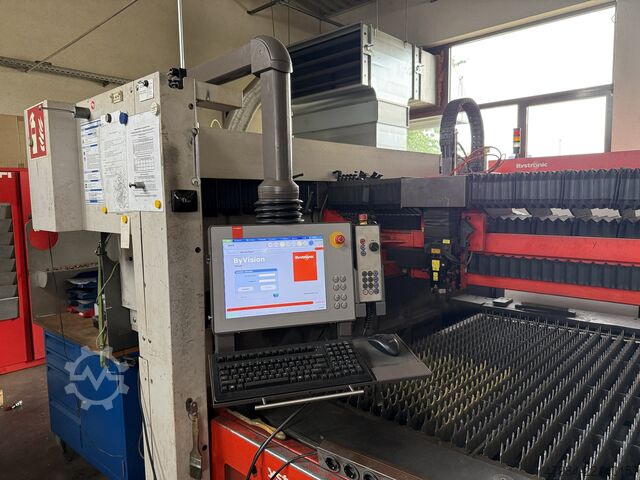 Máquina de corte por láser BYSTRONIC BYSTAR 3015