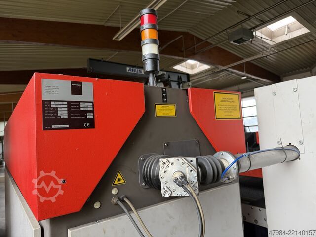 Máquina de corte por láser BYSTRONIC BYSTAR 3015