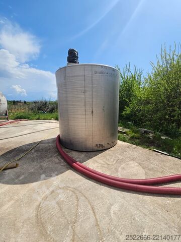 Nerezová nádrž s míchadlem, 20 000 l INOX TANK SA MJESALICOM 20.000L 