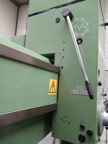 Radialni vrtalni stroj CEGIELSKI WRA 632 economic