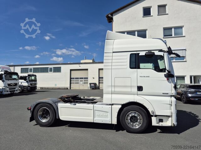 Vakio vetoauto MAN TGX 18.440 4x2