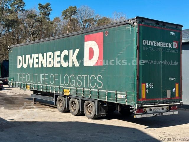 Öppen semitrailer med kapell SCHMITZ CARGOBULL S01 Megatrailer Pritsche+Plane Edscha Verdeck