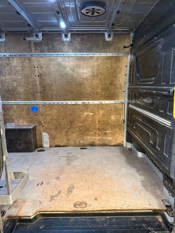 पैनल वैन VOLKSWAGEN Crafter Kasten L2-H2 Klima Tempomat R-CAM AHK