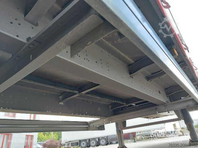 Naczepa otwarta z plandeką Schmitz Cargobull Curtainsider Mega