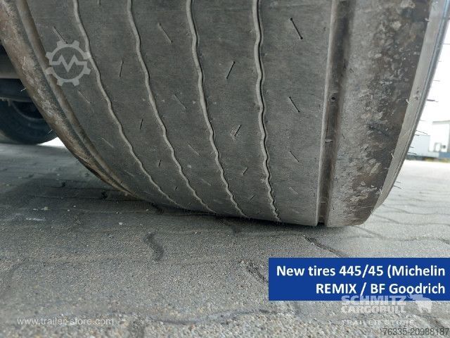 Naczepa otwarta z plandeką Schmitz Cargobull Curtainsider Mega