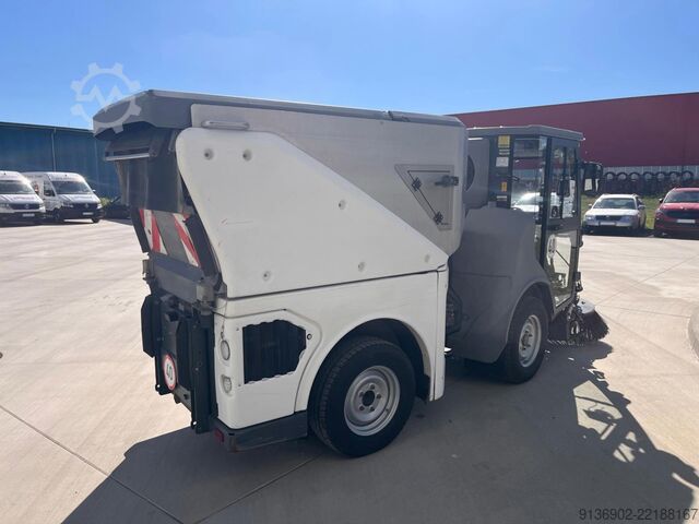 Road sweeper Hako Citymaster 1600
