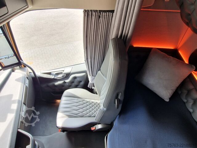 Standard-SZM Volvo FH 13.500 Aero Globetrotter XL 4x2 - New - Full...