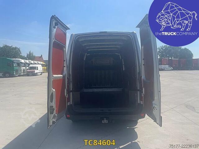 Skåpbil Renault Master 2.3 DCI