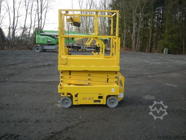 Plateforme de travail GENIE GS 1330, Genie mit neuen Batterien, 5,9 m