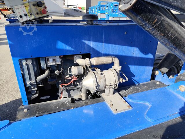 Special work platform MEC 3084RT