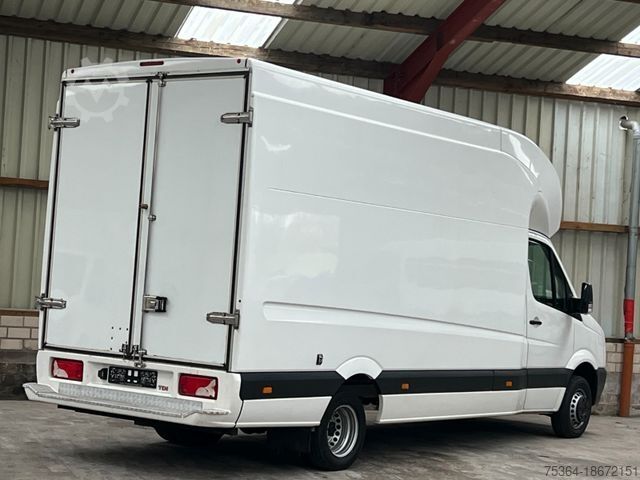 Transporter mit Koffer VOLKSWAGEN Crafter 2.0 Tdi Polyester Koffer California 3,5t