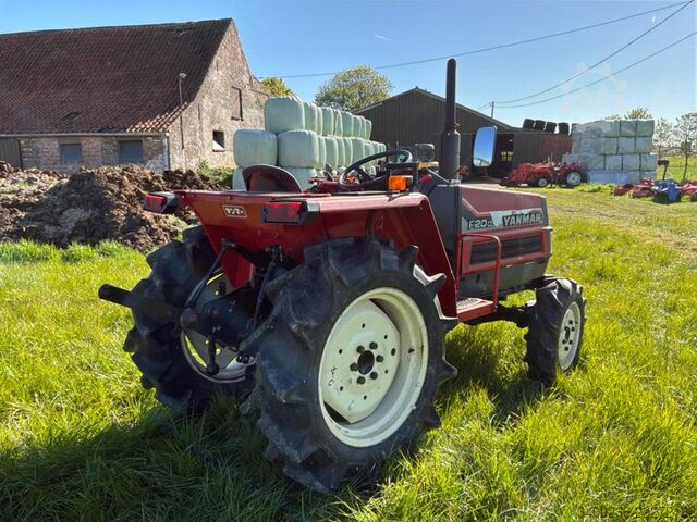Tractor Yanmar F20D