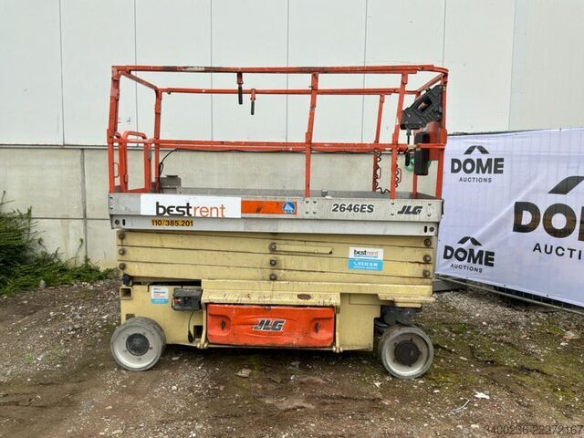  JLG 2646ES
