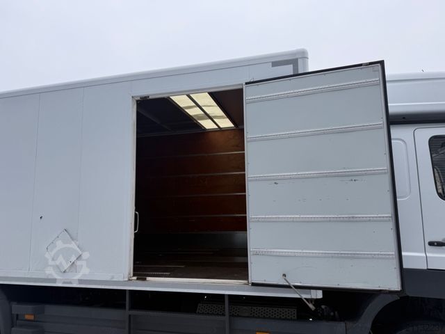 Vrachtwagen met bakwagen MERCEDES-BENZ 1224 L LBW 1.5t Retarder 1 Bett Heizung Klima