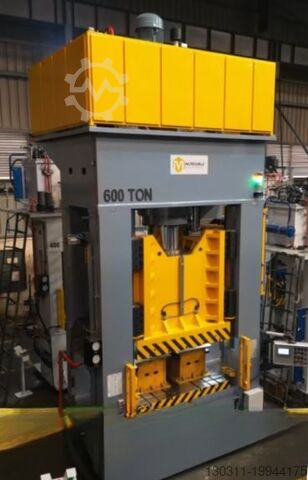 Hydraulische Besäum-Presse (SPM) Incredible Machines