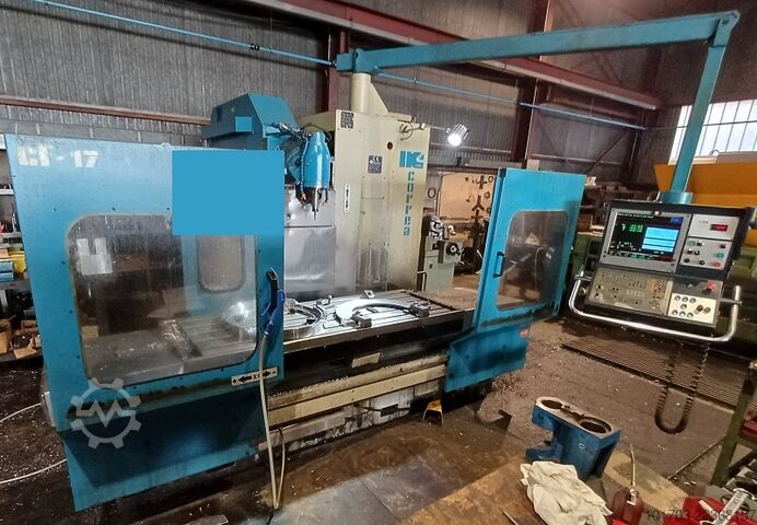เครื่องกัด CNC แบบแท่นเตียงตรึง CORREA CF 17 D