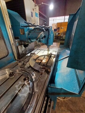 เครื่องกัด CNC แบบแท่นเตียงตรึง CORREA CF 17 D