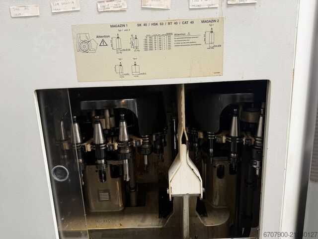 Centro de maquinagem universal Deckel Maho DMU 80 monoBLOCK