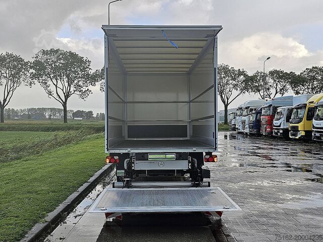 Ferðatösku MERCEDES-BENZ ESPRINTER Bakwagen Laadklep!