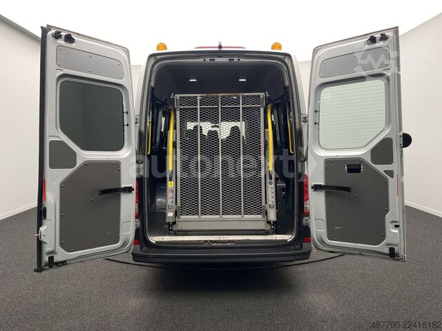 Minibus VOLKSWAGEN Crafter 35 Maxi Extralang *Rollstuhl-Lift* 5-Sit