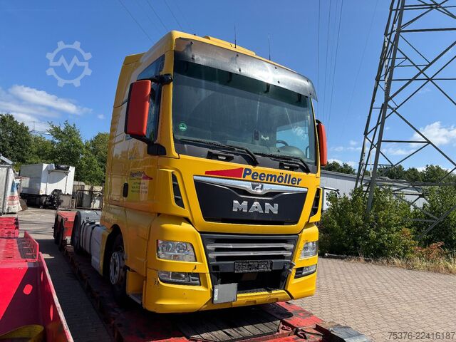 Volumen SZM MAN TGX 18.500 Motorschaden verst. Sattelk Retarder