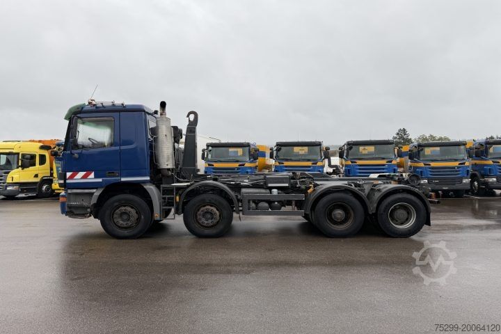 Abrollkipper Mercedes-Benz Actros 3243 Multilift