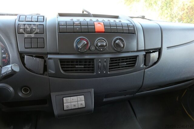 Camião de caixa fechada iveco EuroCargo ML 120 E28/P