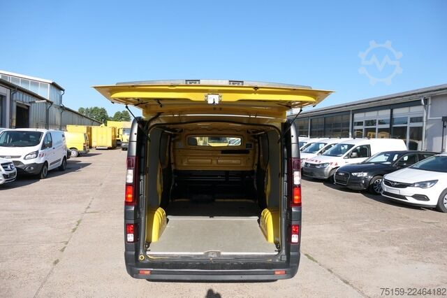 Furgão de painéis renault Trafic dCi 120 L2H1 3,0t Komfort