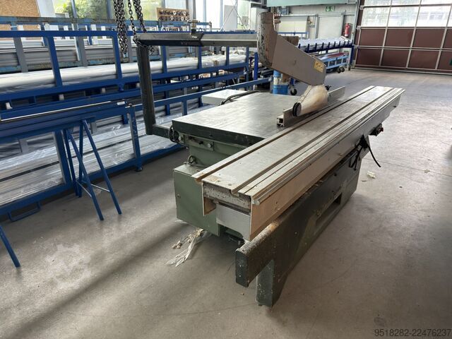 เครื่องเลื่อยแบบเลื่อนโต๊ะ Altendorf F 90
