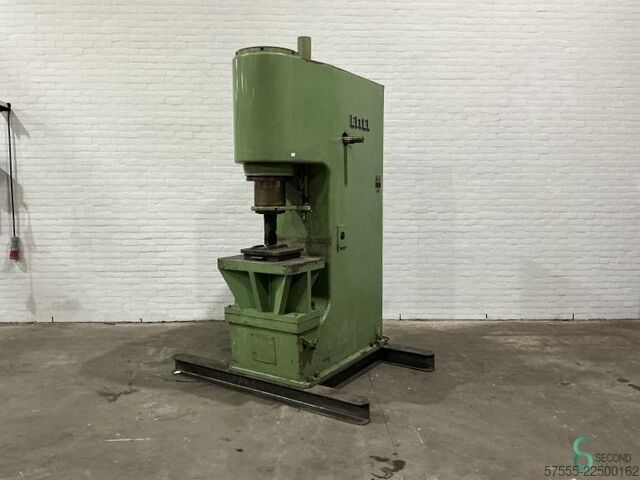 Pressa idraulica Eitel RP 100, anno 1967 Eitel RP 100