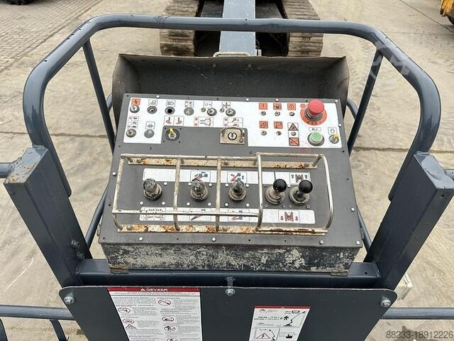 Teleskopska dizalica Aichi SR18A