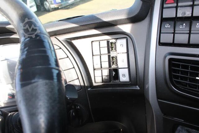 Плъзгащ се брезент Iveco Stralis 510 + EURO 6 + STEERING AXLE