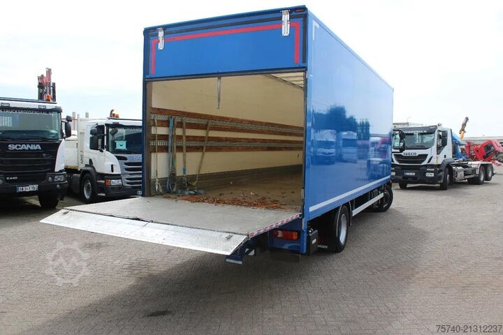 Chiếc vali Iveco Eurocargo 120E21 + LIFT + EURO 6 + 2 PIECES IN ...