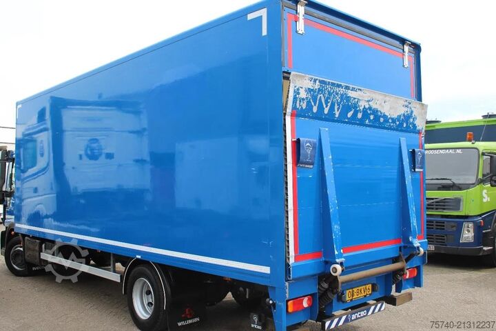 Chiếc vali Iveco Eurocargo 120E21 + LIFT + EURO 6 + 2 PIECES IN ...