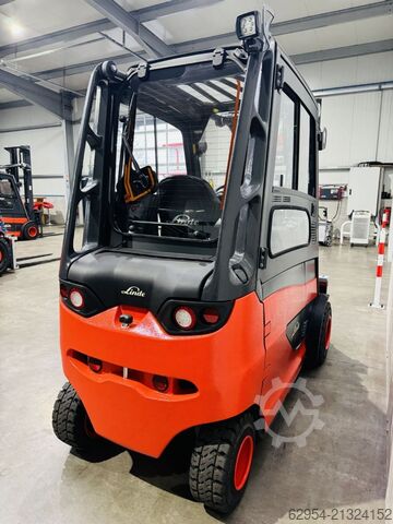 Rafknúinn 4 hjól lyftara Linde E 35 HL-01 Kabine Triplex STVO ZVG